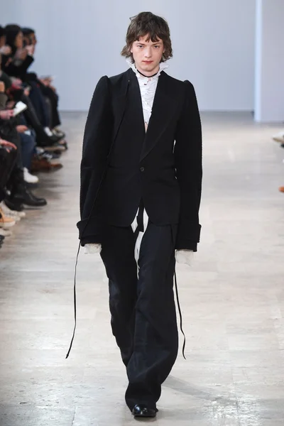 Look 5